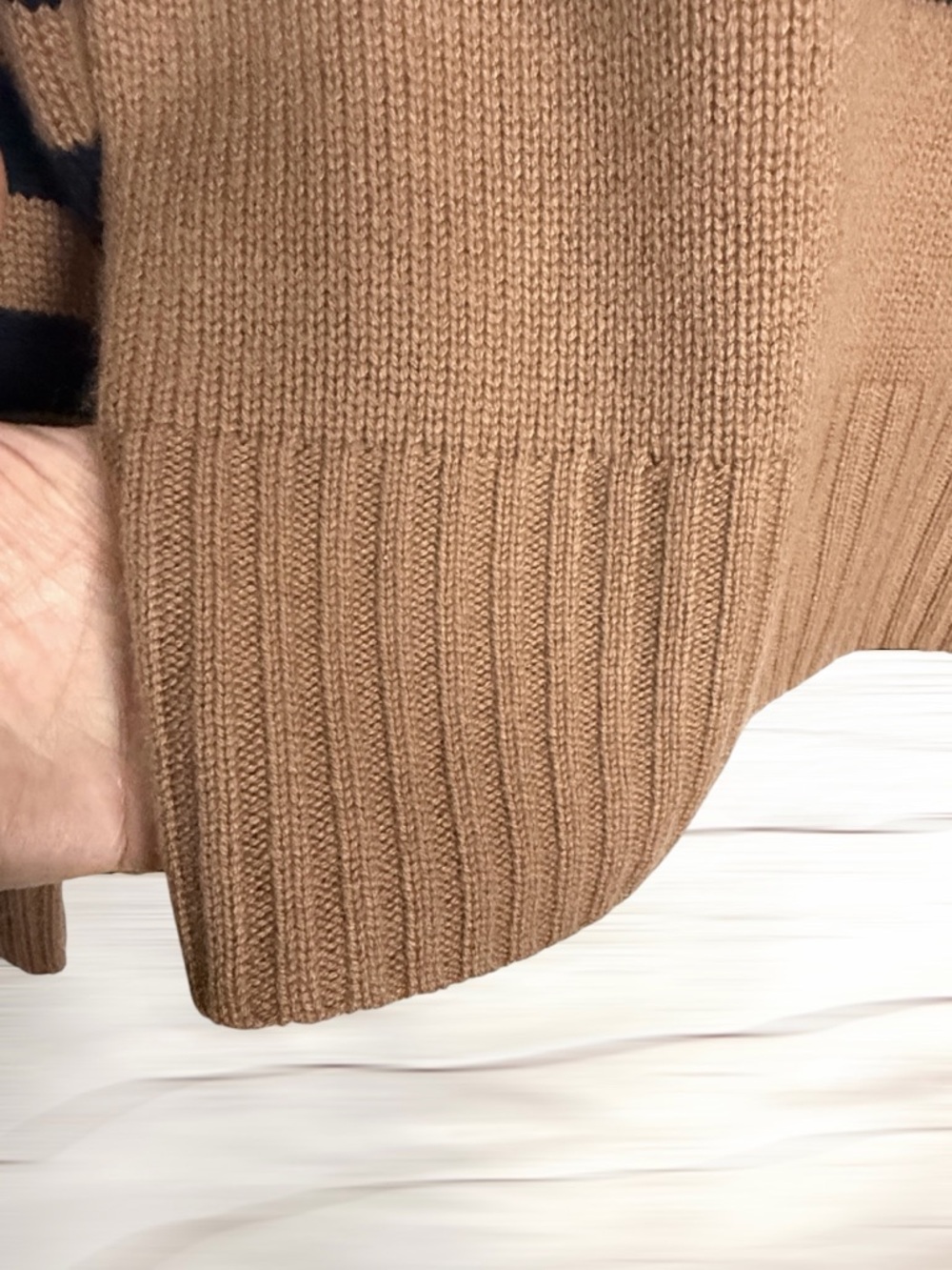 KULE The Lucca Wool Cashmere Sweater Boxy Style Relaxed Roll Neck Camel Navy XL - Picture 6 of 12